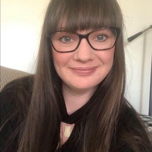 Meet your Posher, Pamela